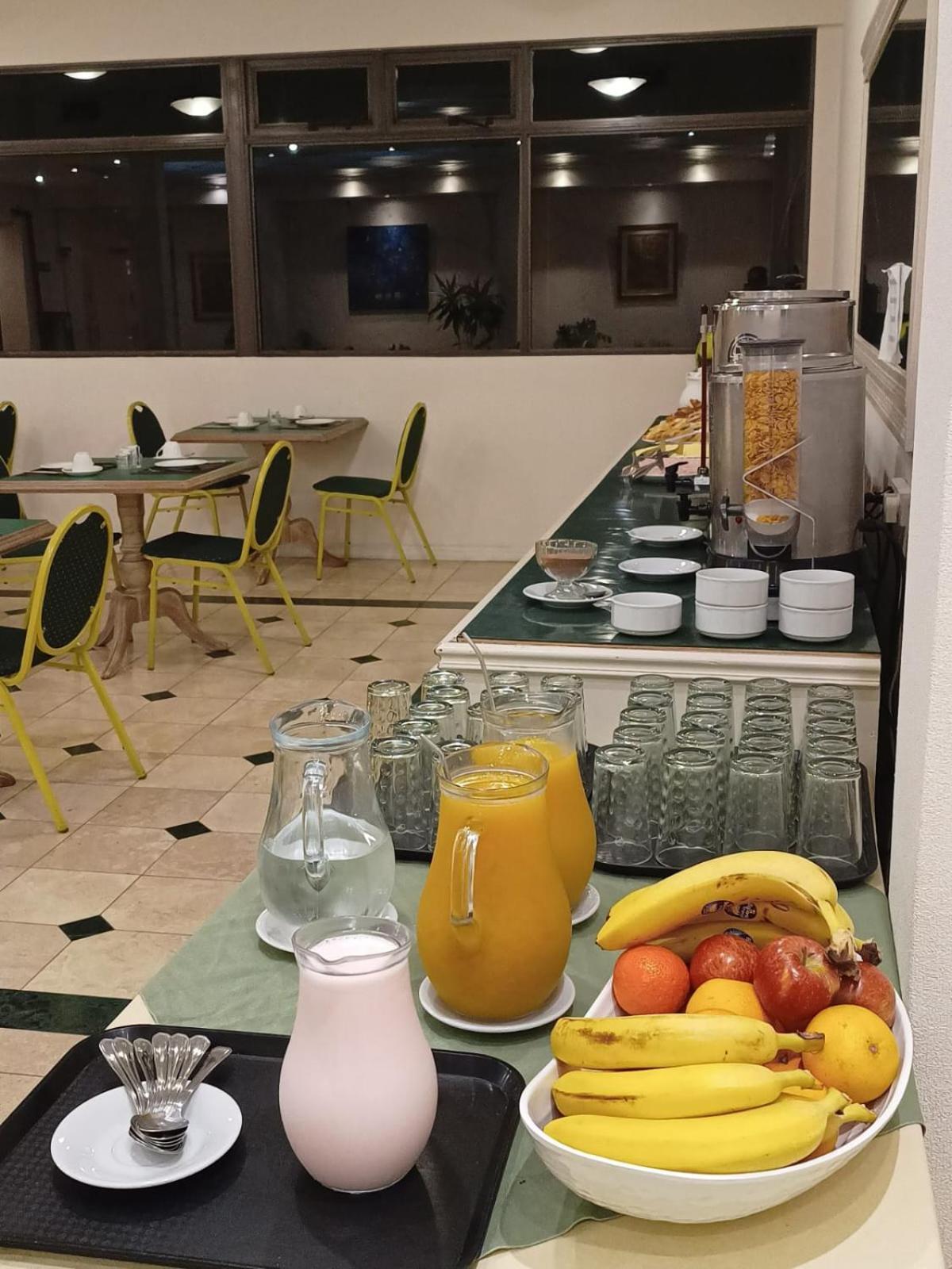 Atlas Tower Hotel Buenos Aires Exteriör bild